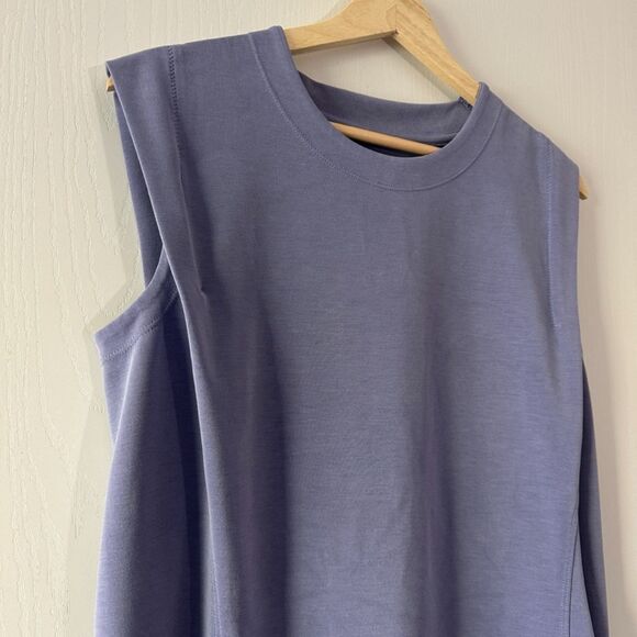 Athleta Seasoft Lavender Tank Top Dusk Purple Sleeveless Shirt Crew‎ Size Small - Picture 3 of 6